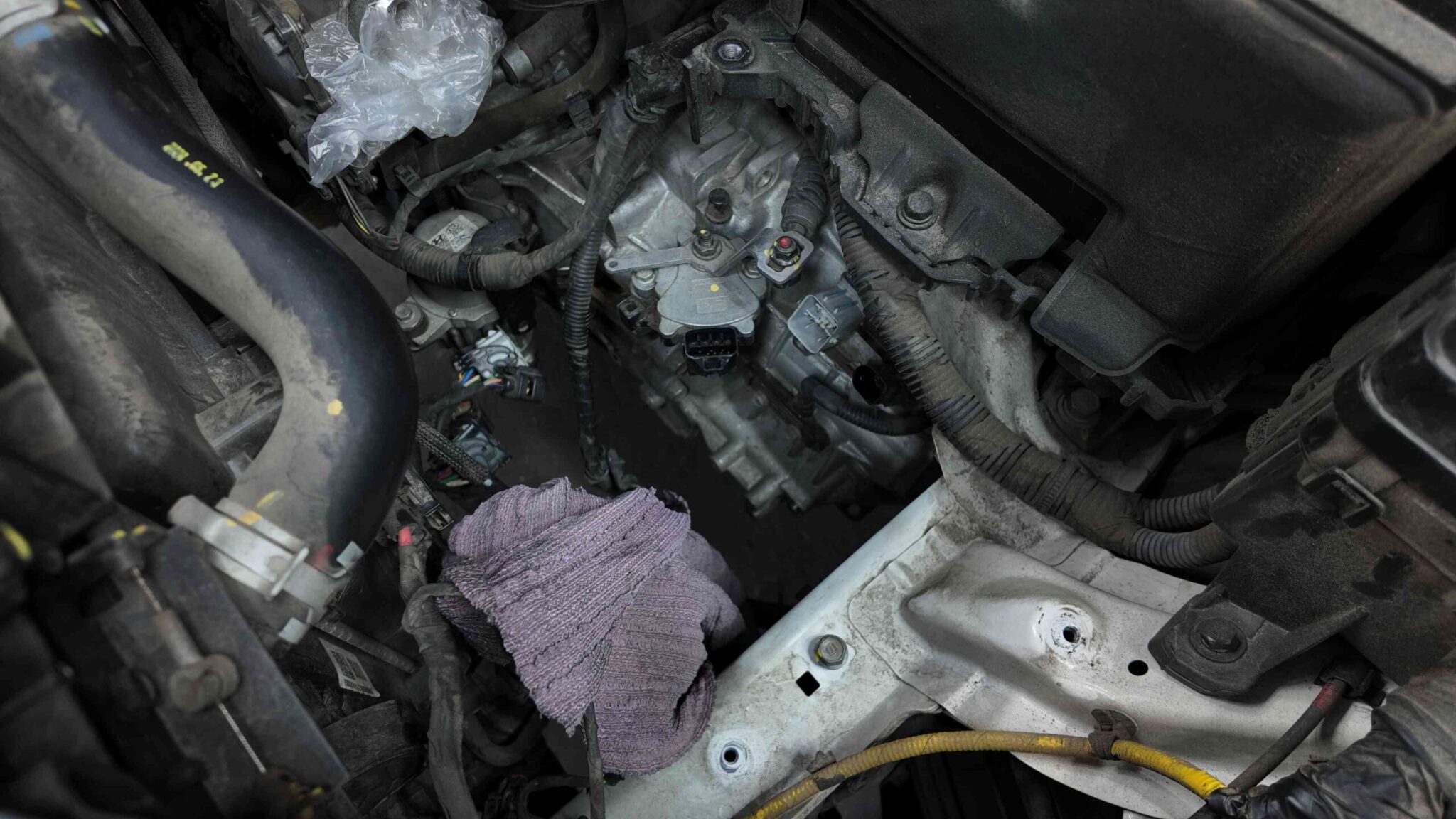 SỬA CHỮA BỘ ĐIỀU KHIỂN LY HỢP KÉP DCT HYUNDAI KONA 2020 - VES WORKSHOP 3 Nguyên nhân gây hư hỏng bộ điều khiển ly hợp kép Hyundai Kona