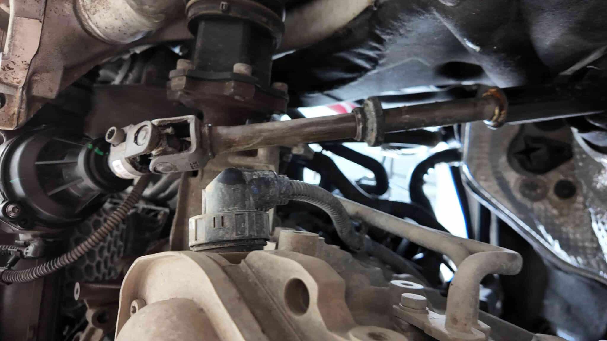 BẢO DƯỠNG HỆ THỐNG GẦM PEUGEOT 508 - VES WORKSHOP 3 Kiểm tra khớp cầu và thanh điều hướng