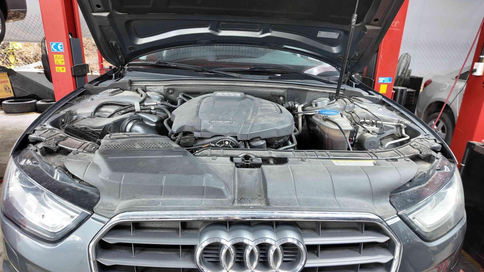 BẢO DƯỠNG HỆ THỐNG GẦM AUDI A4 TẠI VES WORKSHOP 1 Bảo Dưỡng Hệ Thống Gầm Audi A4 - Ves Workshop - Dịch Vụ Chuyên Nghiệp Cho Xế Yêu