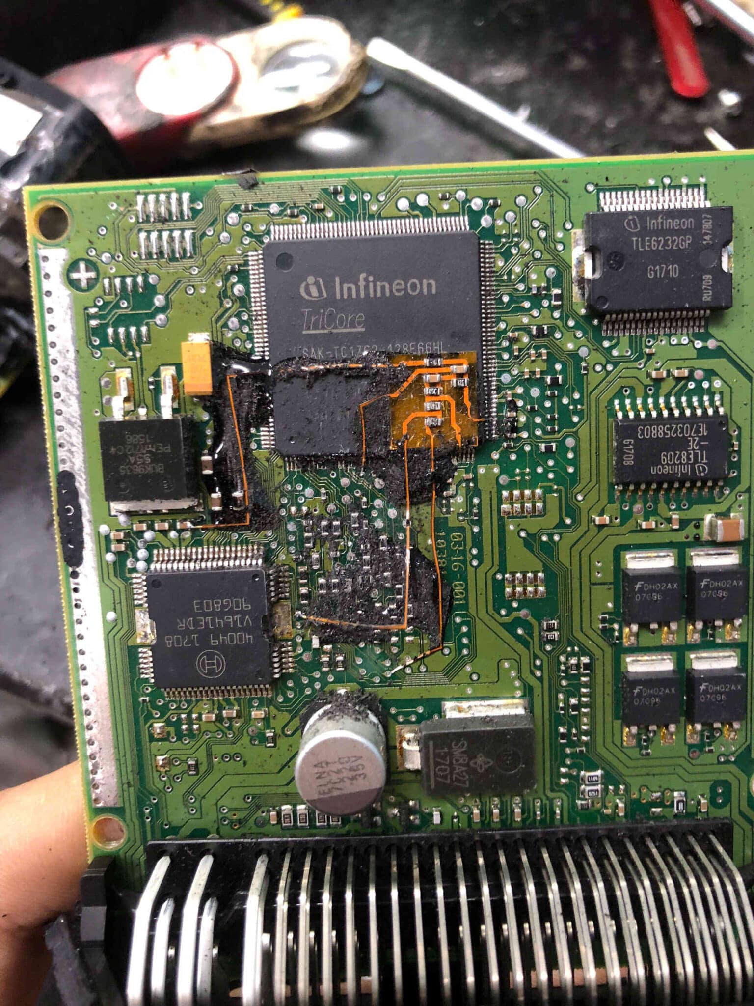 Dấu Hiệu ECU Kia Bị Lỗi - Nhận Biết Sớm Để Bảo Vệ Xe Dấu Hiệu ECU Kia Bị Lỗi - Nhận Biết Sớm Để Bảo Vệ Xe