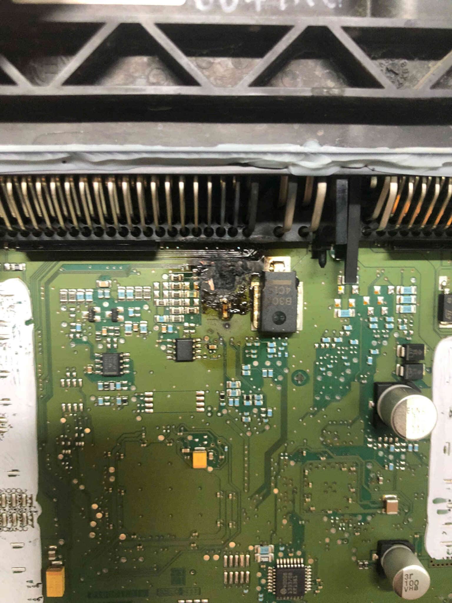 Sửa chữa ECU Hyundai: Nên sửa hay thay mới? Sửa chữa ECU Hyundai: Nên sửa hay thay mới?