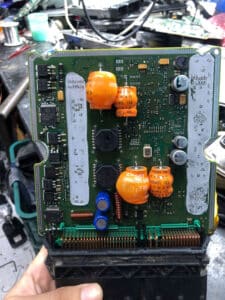 Sửa Chữa ECU Toyota - Khắc Phục Mọi Lỗi Hộp Đen Động Cơ Cho Các Dòng Xe Toyota Tại Việt Nam