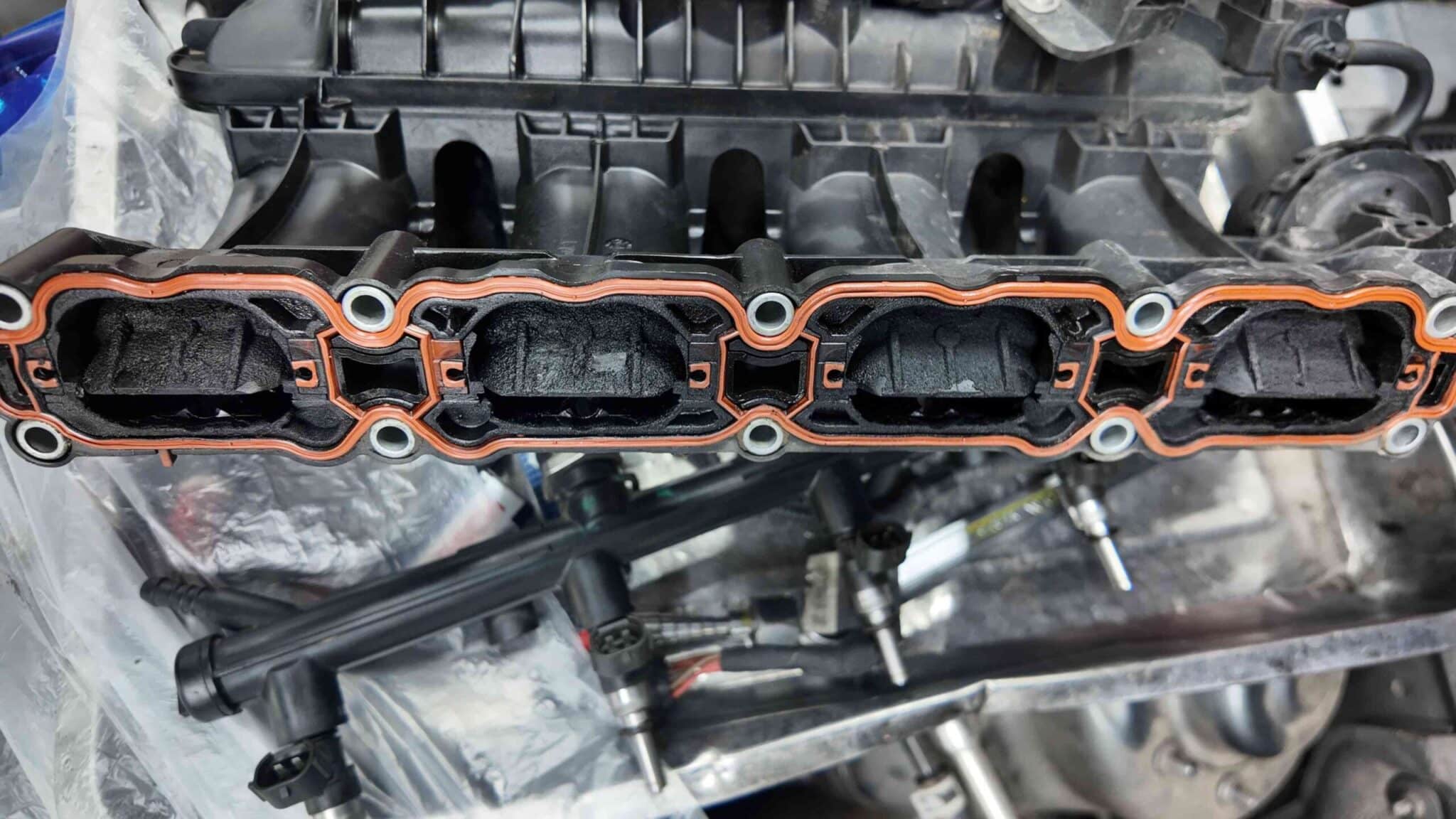 Lợi Ích Khi Vệ Sinh Họng Nạp Và Kim Phun Audi A4 Lợi Ích Khi Vệ Sinh Họng Nạp Và Kim Phun Audi A4