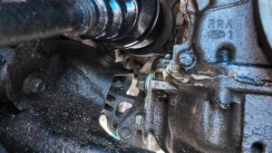 Giải Pháp Toàn Diện Sửa Chữa Rò Rỉ Dầu Động Cơ Honda Civic Tại Ves Workshop
