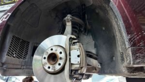 KHẮC PHỤC GẦM XE Ô TÔ KÊU "LỤC CỤC" GIÁ RẺ