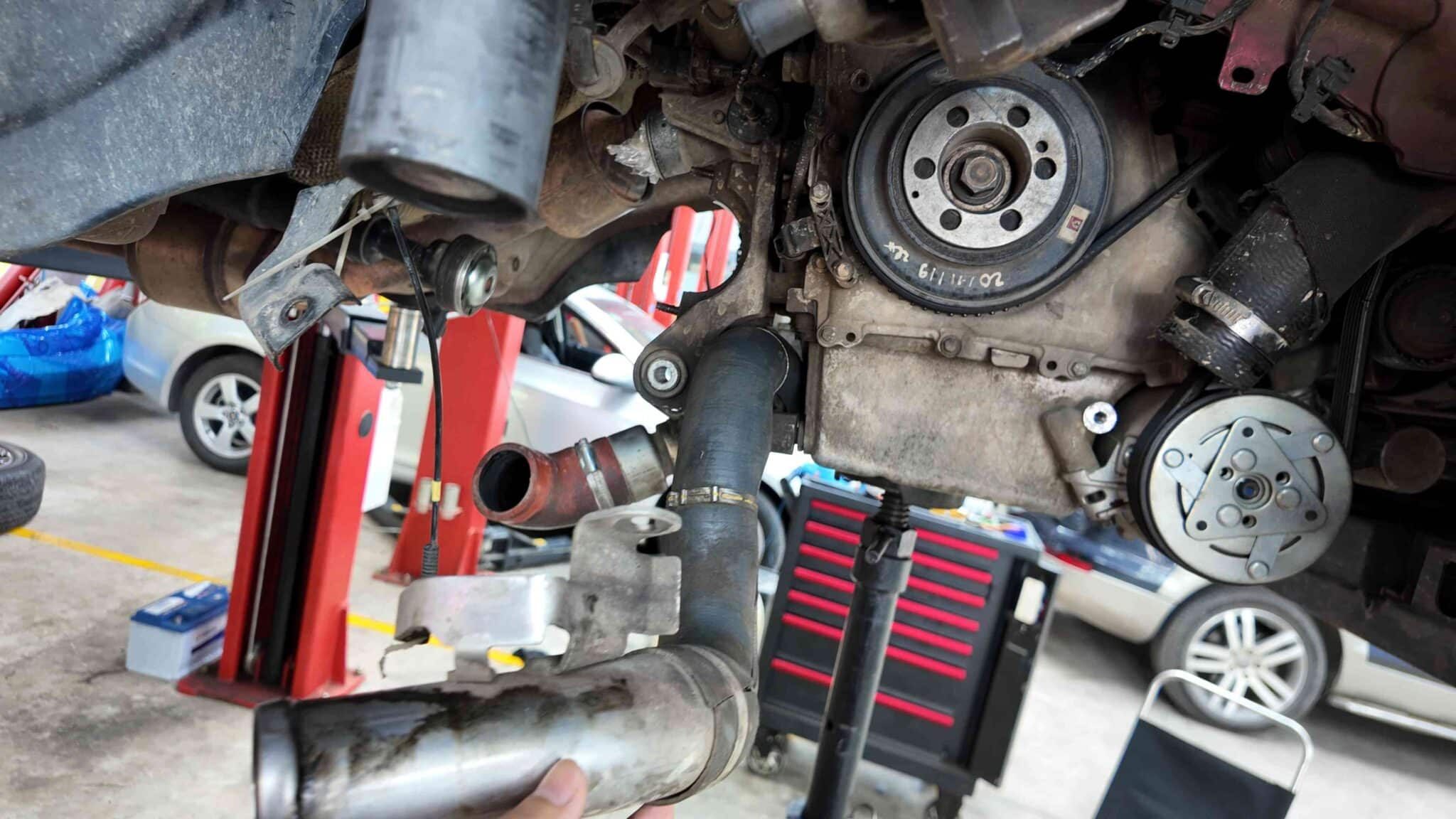 Lợi Ích Chi Tiết Khi Chọn Dịch Vụ Bảo Dưỡng Gầm Range Rover Evoque Tại VES Workshop