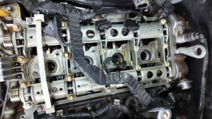 Xử Lý Tiếng Kêu Động Cơ Mercedes-Benz C200 Chuyên Nghiệp - Ves Workshop