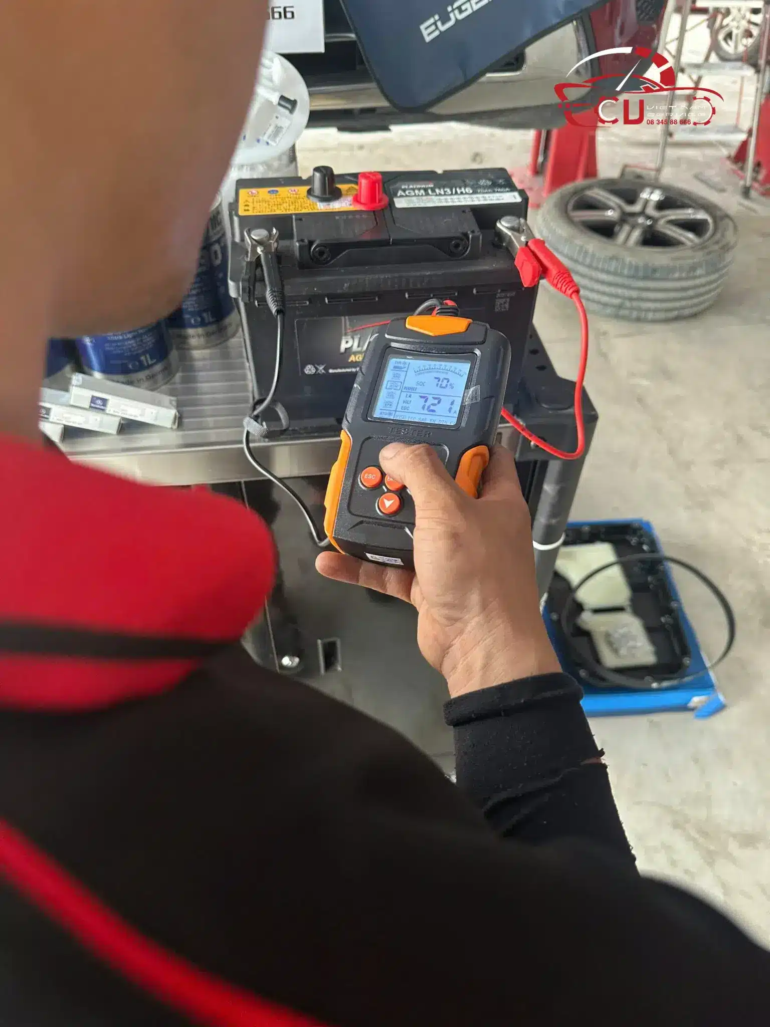 Kiểm tra, thay thế pin và ắc quy