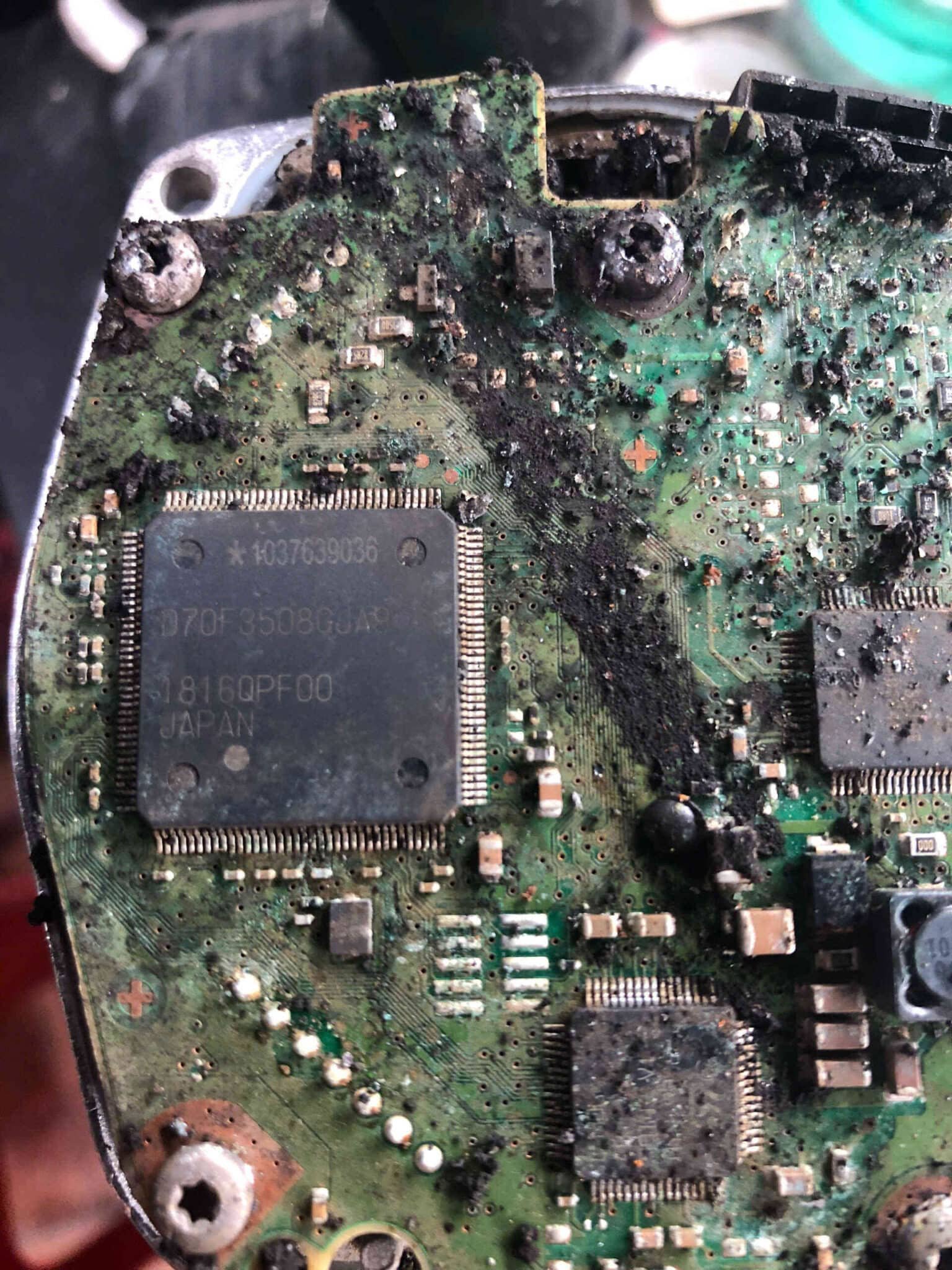 Khắc phục lỗi hệ thống ECU điều khiển Khắc phục lỗi hệ thống ECU điều khiển