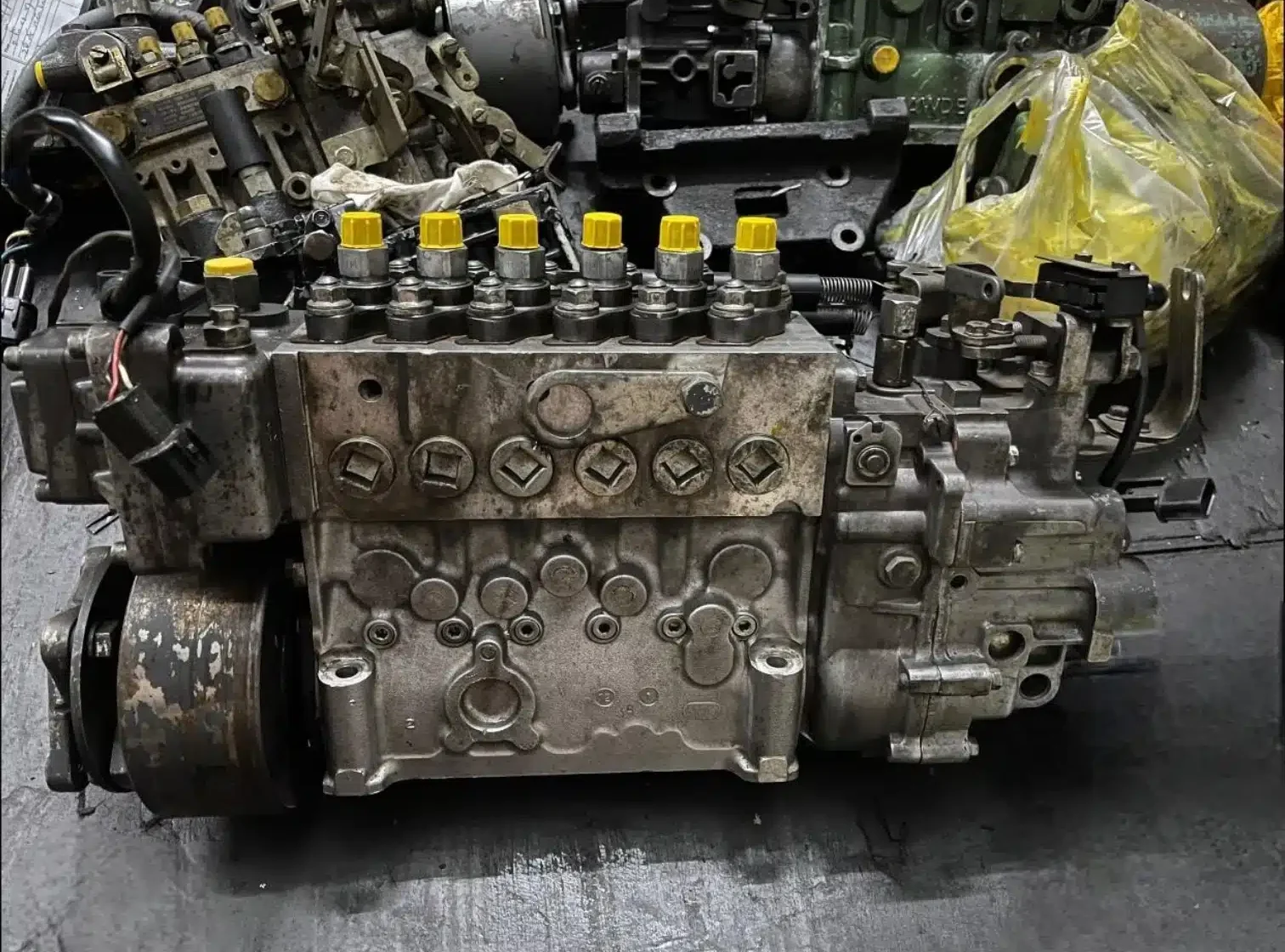 Lỗi Bơm Cao Áp Yếu Hoặc Hư Hỏng Lỗi Bơm Cao Áp Yếu Hoặc Hư Hỏng